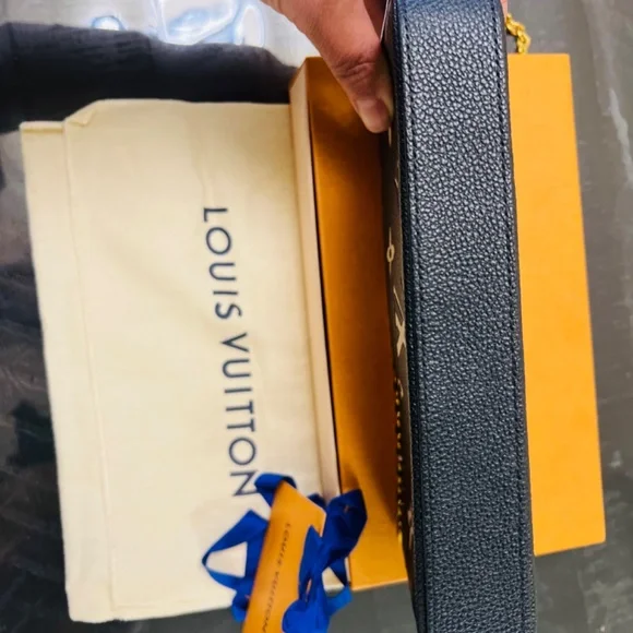 Louis Vuitton Félicie Pochette - Picture 4 of 6